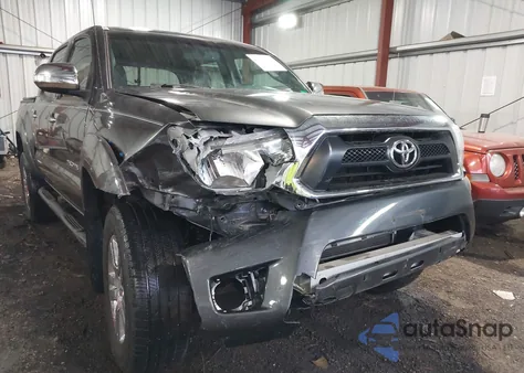 2013 Toyota Tacoma Base V6 z USA, uszkodzony, nr VIN 3TMLU4EN1DM114606